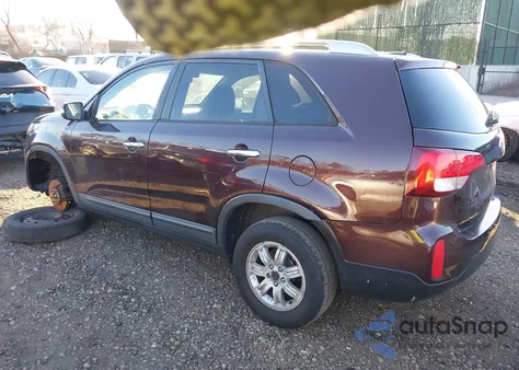 2014 Kia Sorento Lx z USA, uszkodzony, nr VIN 5XYKT4A65EG482878